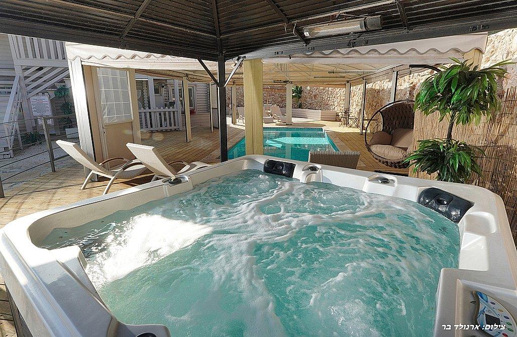 212375 וילה טופנגה, וילה קאלי, וילה  בנוף כנרת וילות - Vila