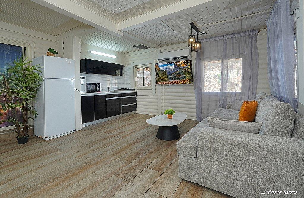 212405 גלרית פנים, וילה קאלי, וילה  בנוף כנרת וילות - Vila