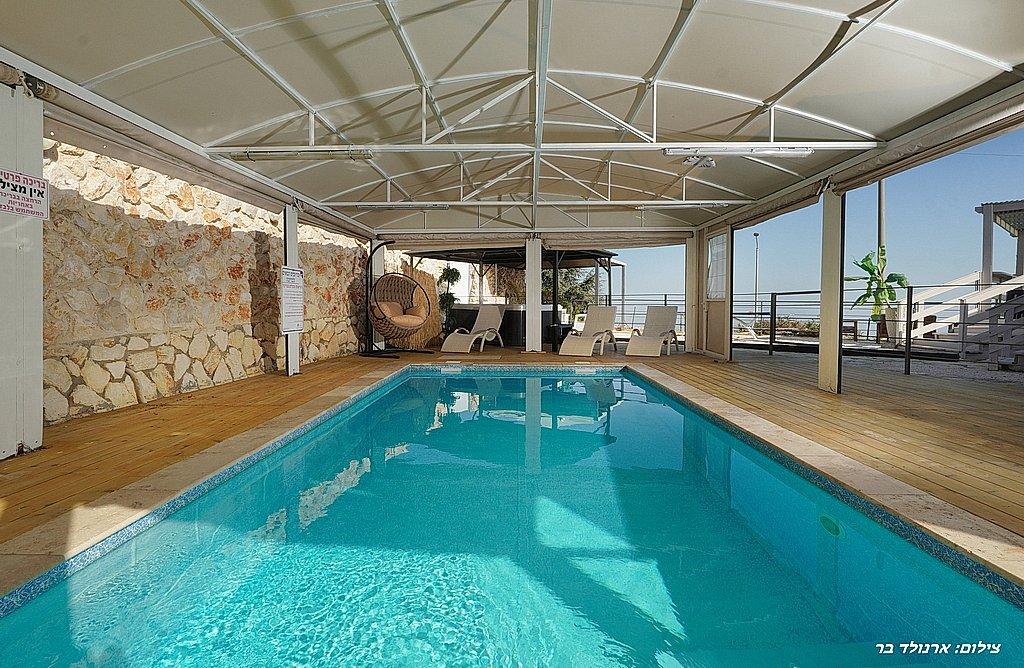 212413 גלרית חוץ, וילה קאלי, וילה  בנוף כנרת וילות - Vila