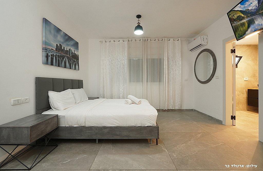 212472 המתחם הפנימי, וילה יהלי, וילה  בנוף כנרת וילות - Vila