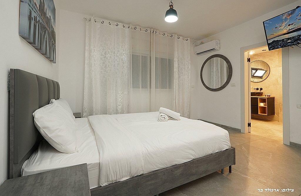 212473 המתחם הפנימי, וילה יהלי, וילה  בנוף כנרת וילות - Vila