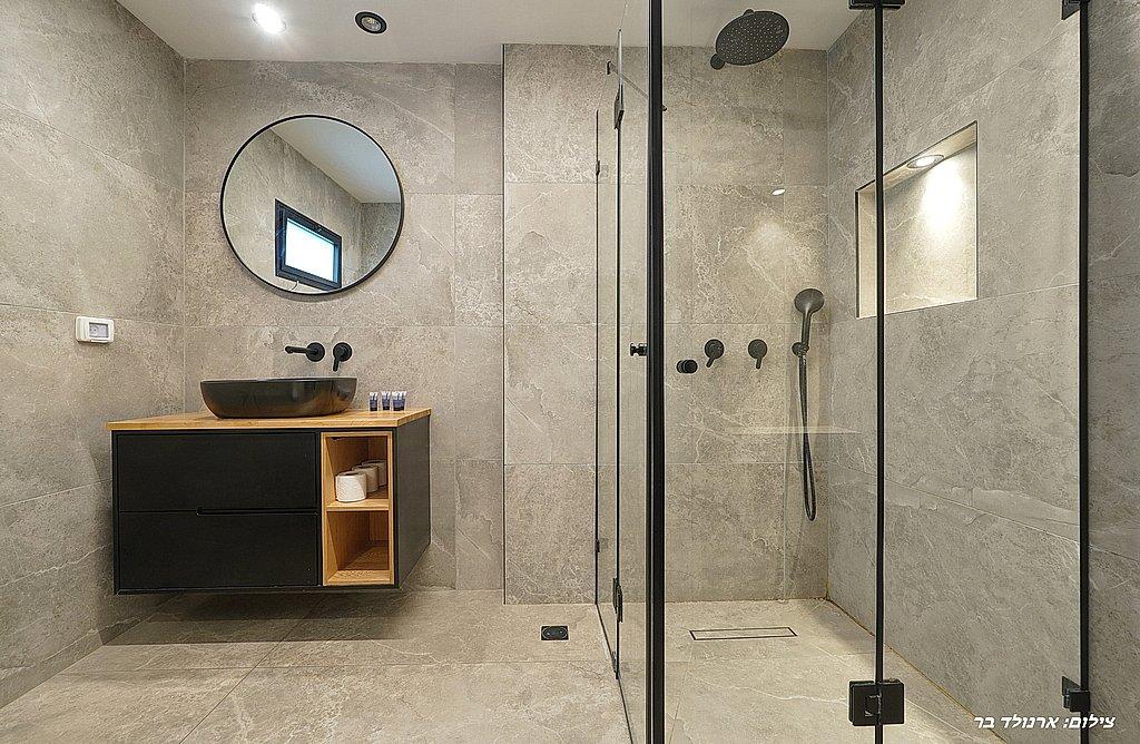 212489 המתחם הפנימי, וילה יהלי, וילה  בנוף כנרת וילות - Vila