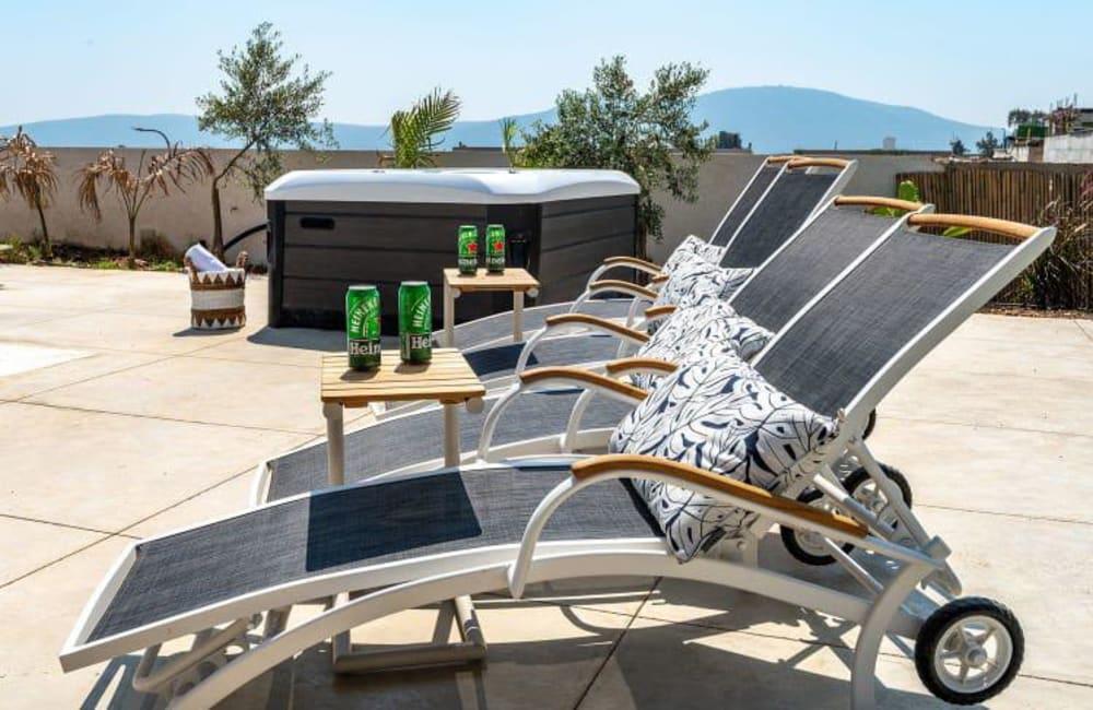 212621 המתחם החיצוני, וילה אריאה בלו בוטיק, וילה  בדלתון וילות - Vila