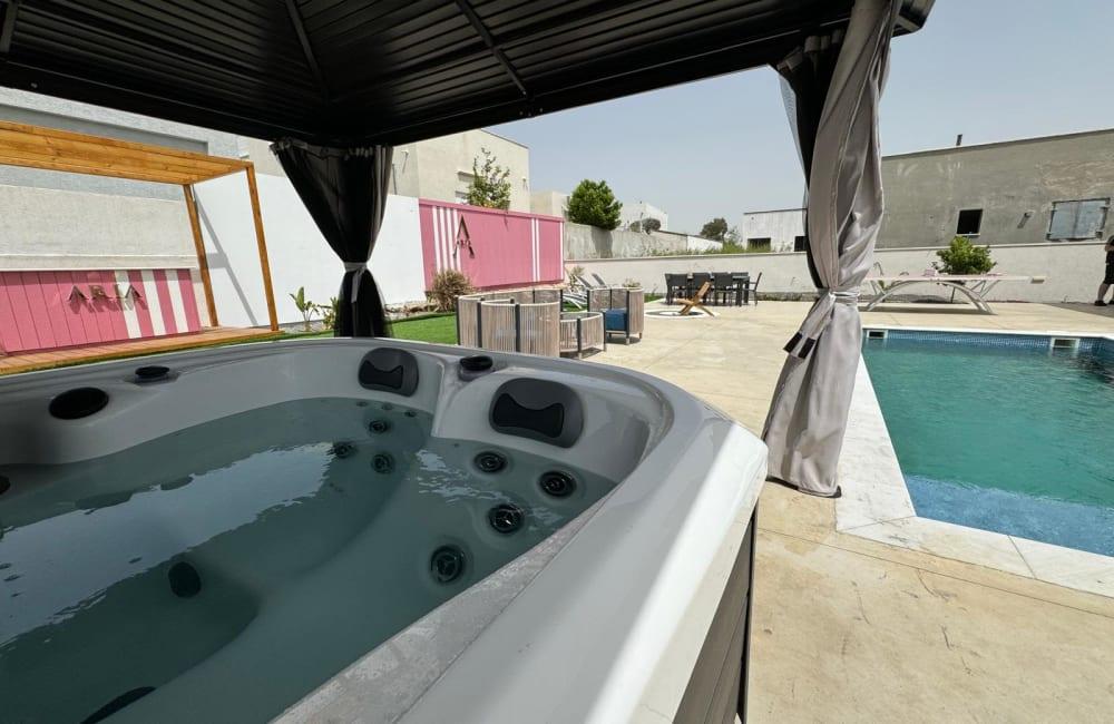 212624 המתחם החיצוני, וילה אריאה בלו בוטיק, וילה  בדלתון וילות - Vila