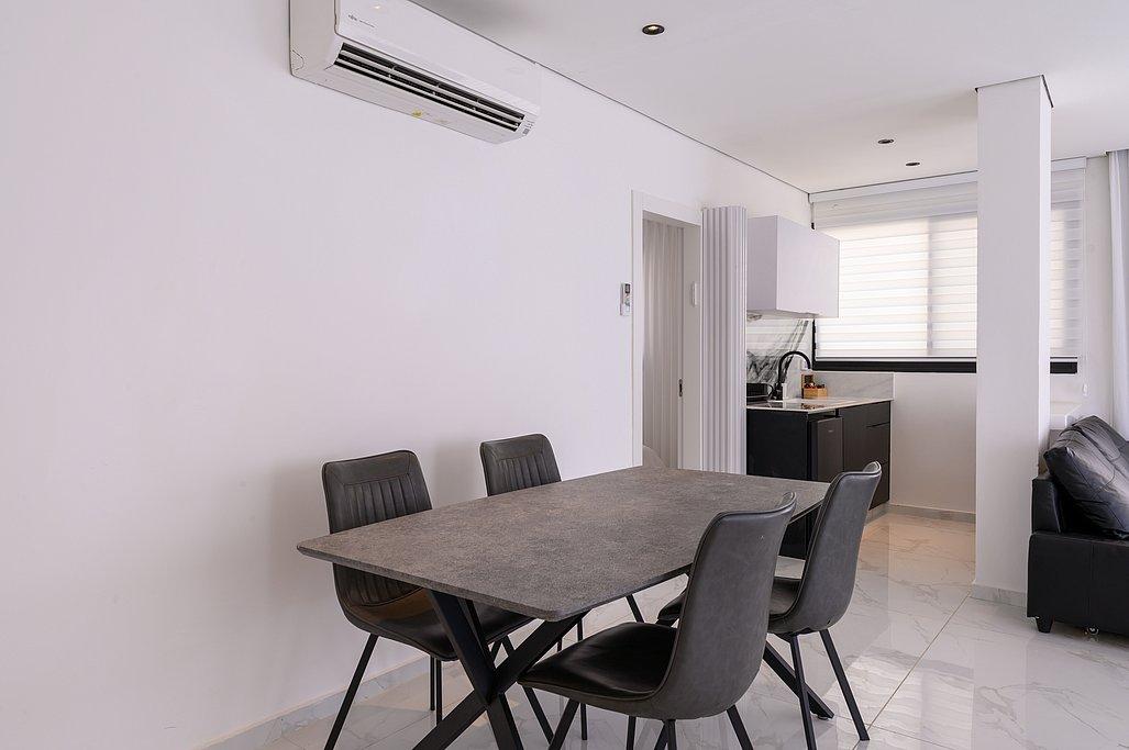 212639 פנים הוילה והיחידות, וילה לה מר - La Mer, וילה  בים המלח וילות - Vila