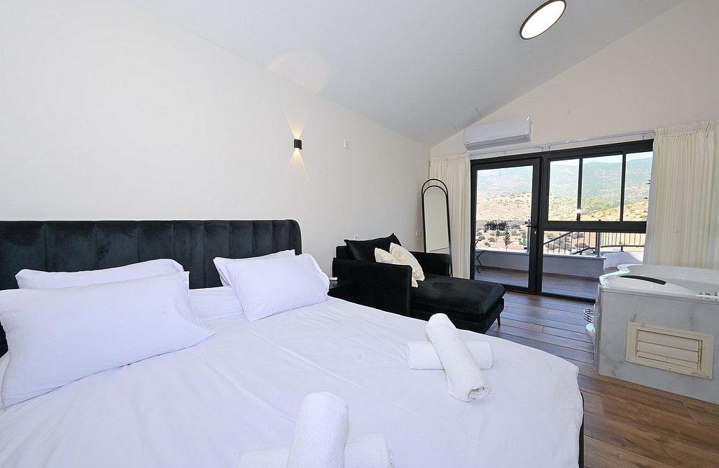 213146 הסוויטות, וילה לה רוסה - La Rosa, וילה  בכפר חנניה וילות - Vila