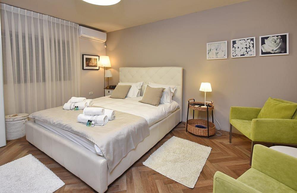 213336 גלריה כללית, וילה מצפה הוד, וילה  בפוריה כפר עבודה וילות - Vila