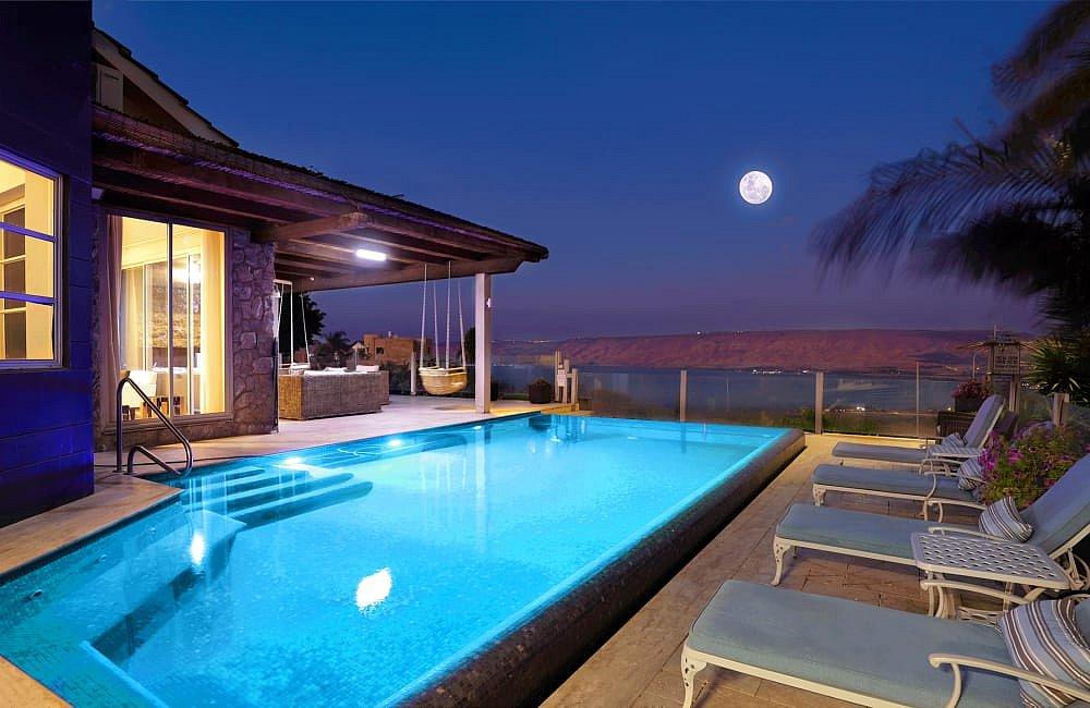 213392 גלרית חוץ, וילה מצפה הוד, וילה  בפוריה כפר עבודה וילות - Vila