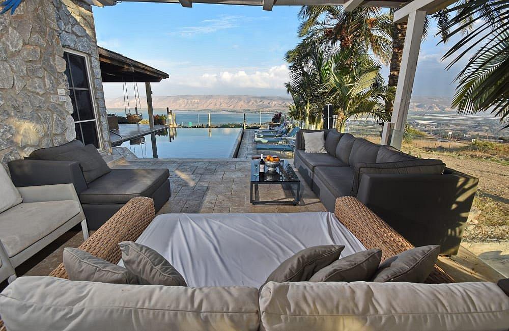 213400 גלרית חוץ, וילה מצפה הוד, וילה  בפוריה כפר עבודה וילות - Vila