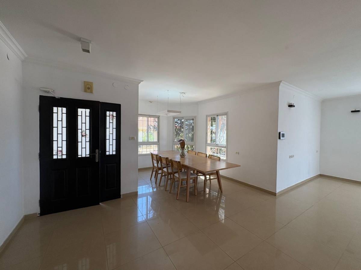 213638 גלרית פנים, וילה נוף להרים, וילה  בקרית שמונה וילות - Vila