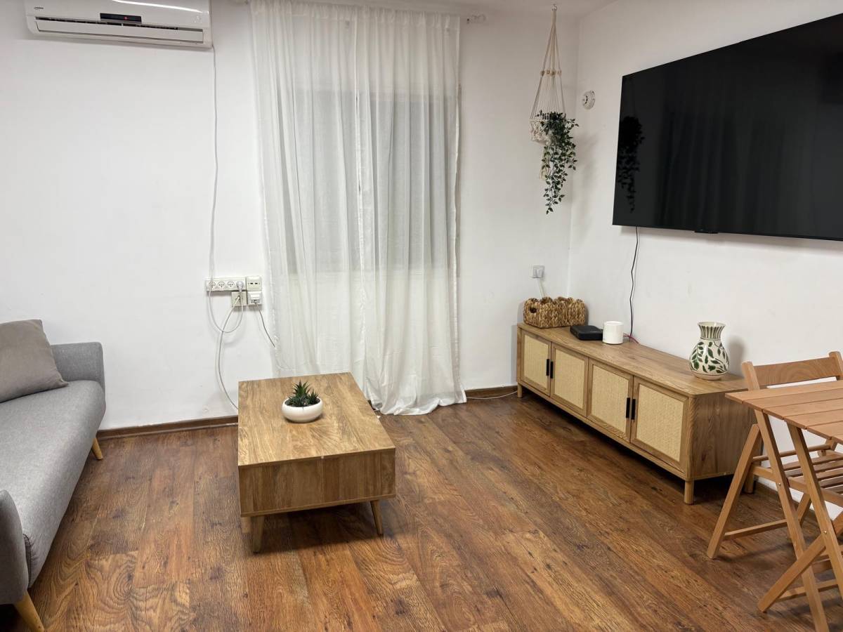 213644 גלרית פנים, וילה נוף להרים, וילה  בקרית שמונה וילות - Vila