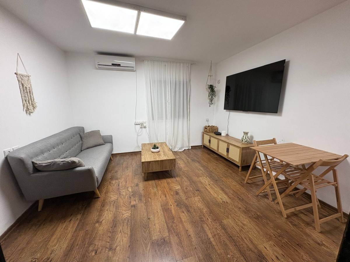 213646 גלרית פנים, וילה נוף להרים, וילה  בקרית שמונה וילות - Vila