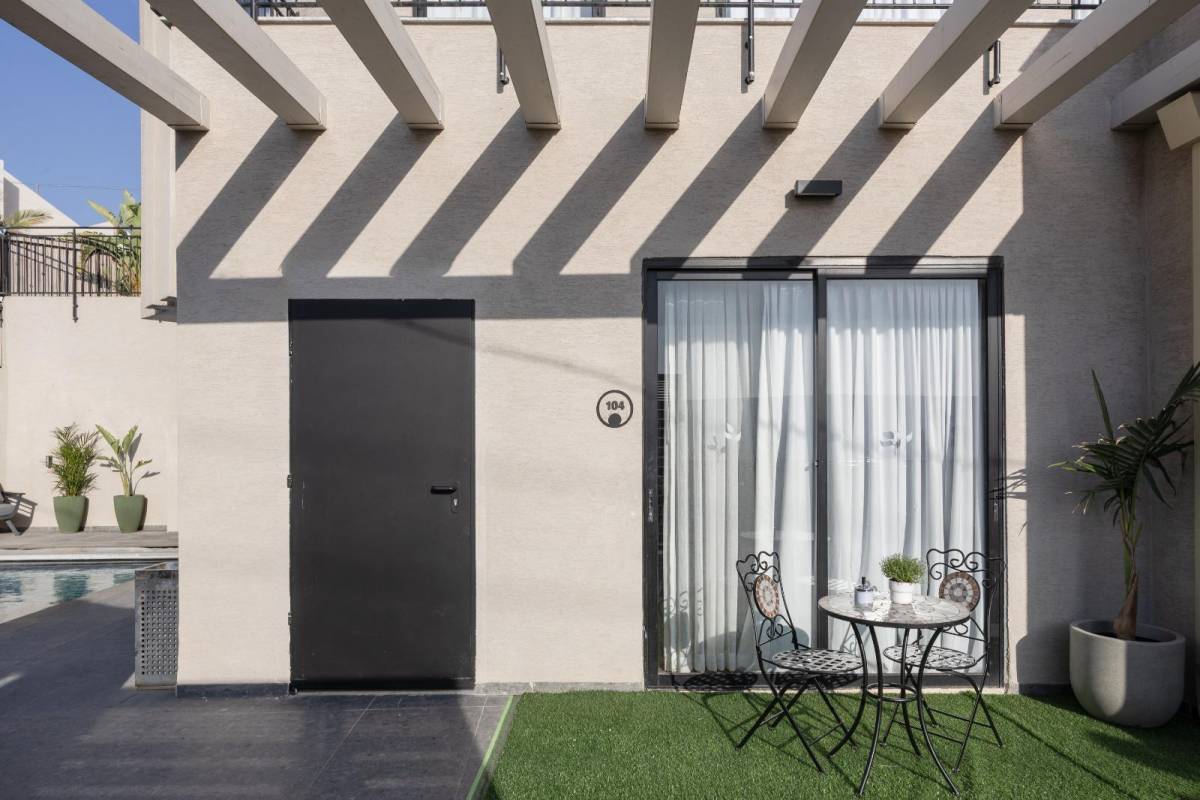 213784 מתחם חיצוני, וילה מעגל השמש, וילה  בפוריה עילית וילות - Vila