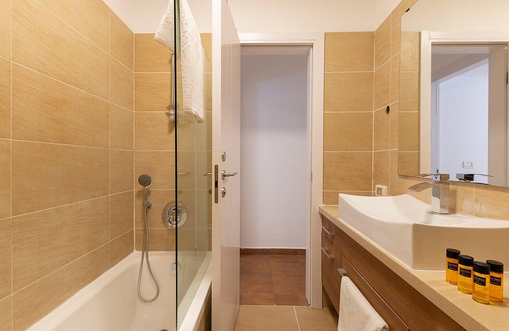 213889 גלריה כללית, וילה על הים בראשון, וילה  בראשון לציון וילות - Vila