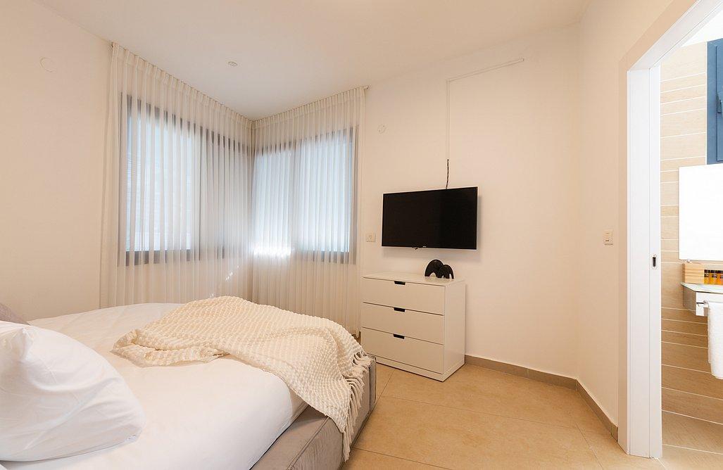 213915 גלרית פנים, וילה על הים בראשון, וילה  בראשון לציון וילות - Vila