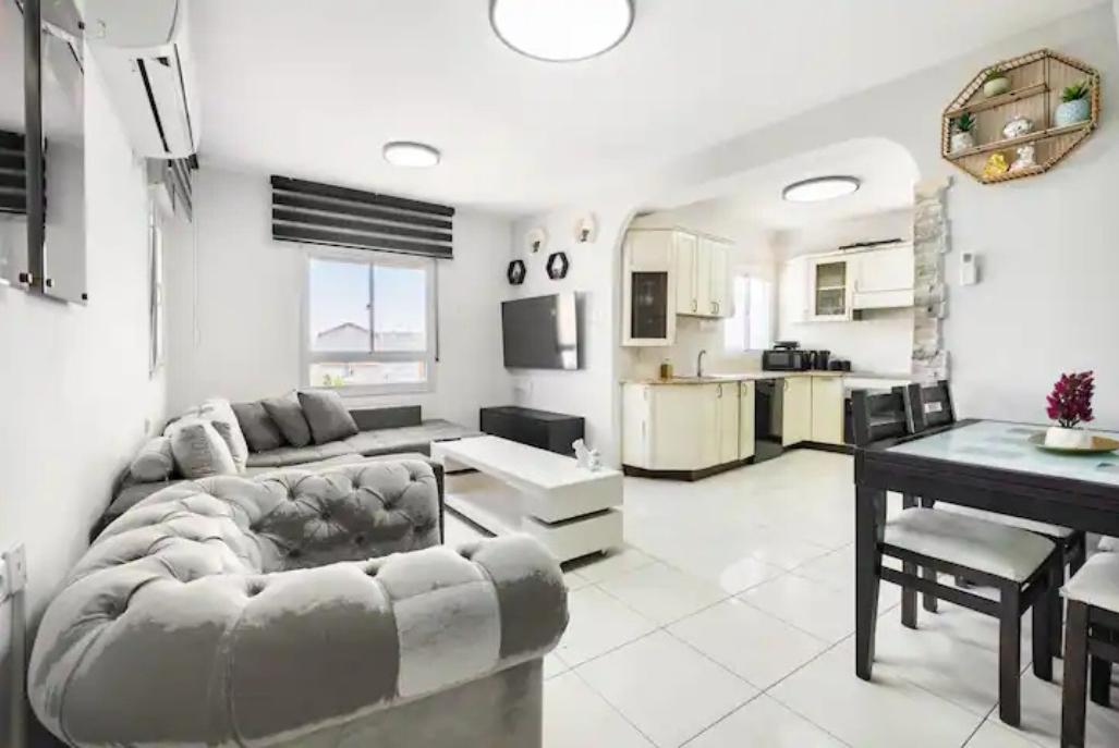 214217 דירת דופלקס, טורו הום - TORO HOME, וילה  באשדוד וילות - Vila