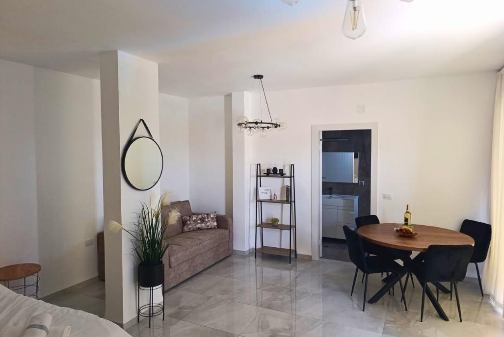 214262 כללי, וילה אמור בגליל, וילה  באבן מנחם וילות - Vila