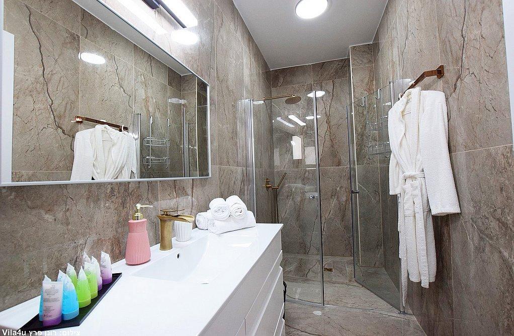 214283 כללי, וילה אמור בגליל, וילה  באבן מנחם וילות - Vila