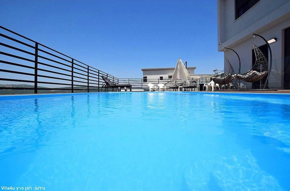 214291 המתחם החיצוני, וילה אמור בגליל, וילה  באבן מנחם וילות - Vila