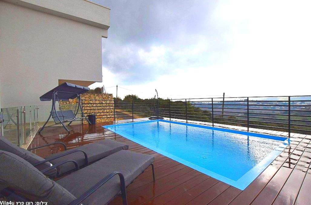 214301 המתחם החיצוני, וילה אמור בגליל, וילה  באבן מנחם וילות - Vila