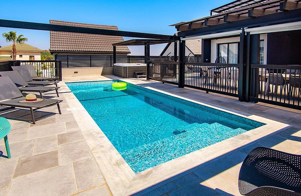 214345 גלרית חוץ, וילה מיכליס, וילה  בספסופה וילות - Vila