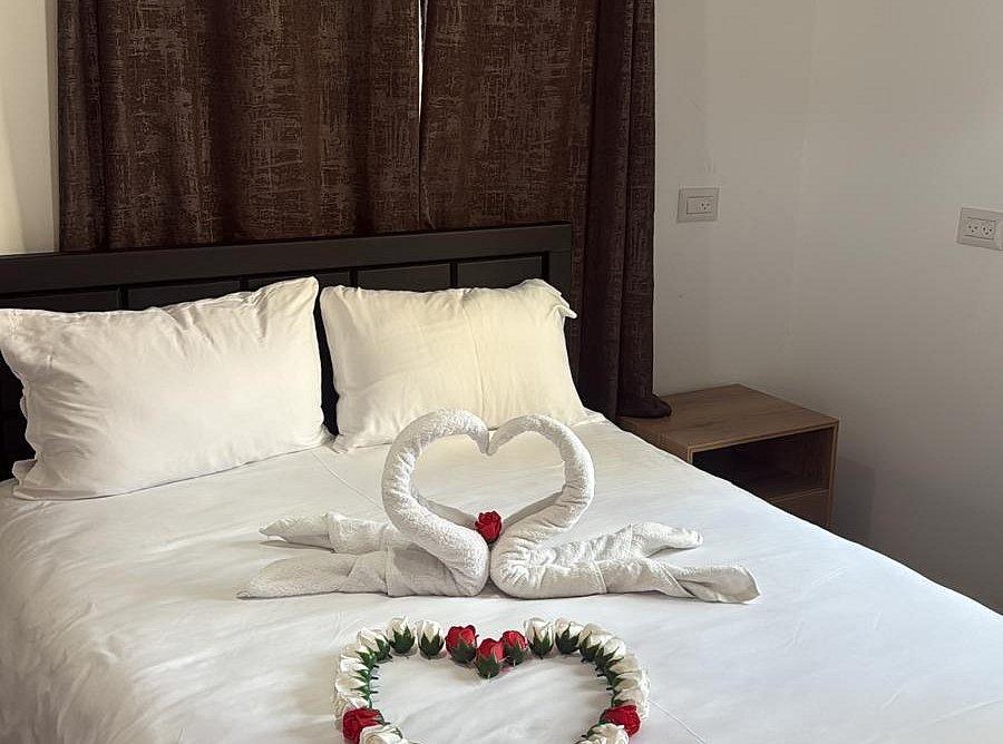 214668 גלרית פנים, אחוזת עץ הזית, וילה  בירכא וילות - Vila