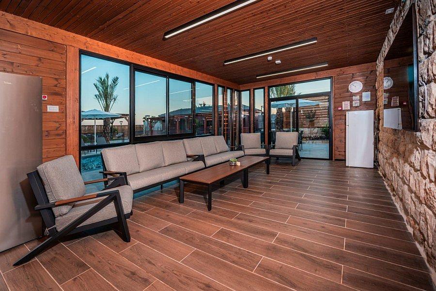 214678 גלרית פנים, אחוזת עץ הזית, וילה  בירכא וילות - Vila