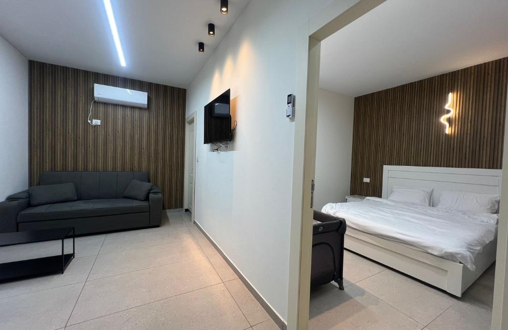 214754 פנים הסוויטות, וילה טרה ורדה - Terra Verde, וילה  בירכא וילות - Vila