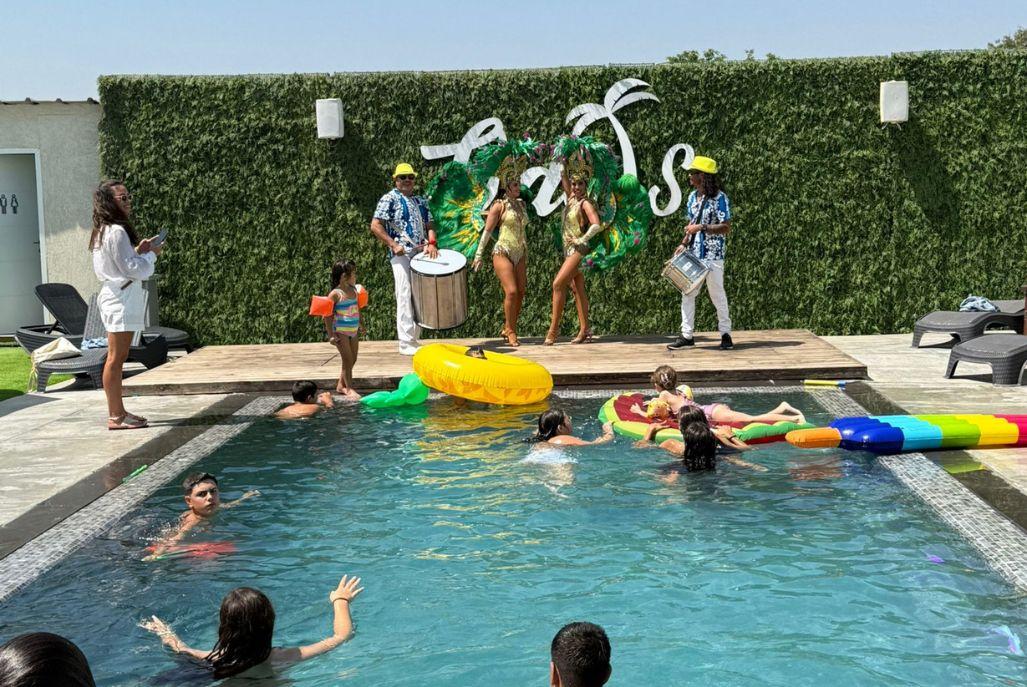 215050 חוגגים אצלנו, אואזיס, וילה  בשדה צבי וילות - Vila