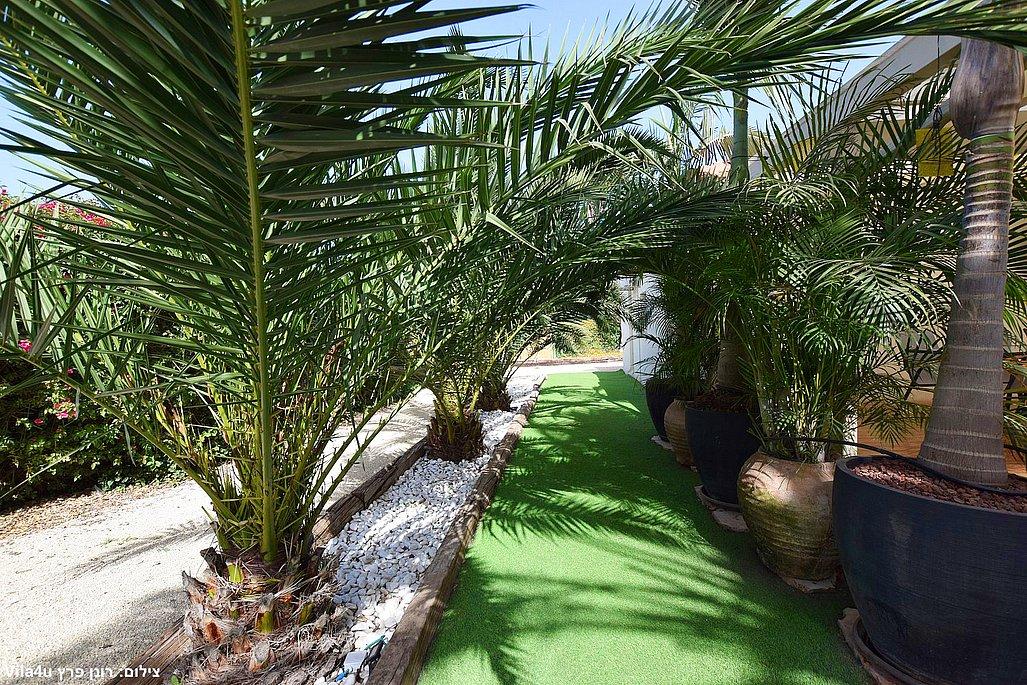 215278 מתחם החצר, ויליג' קומפלקס ריזורט, וילה  בניר בנים וילות - Vila