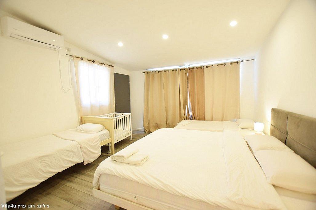 215282 פנים הוילה והחדרים, ויליג' קומפלקס ריזורט, וילה  בניר בנים וילות - Vila