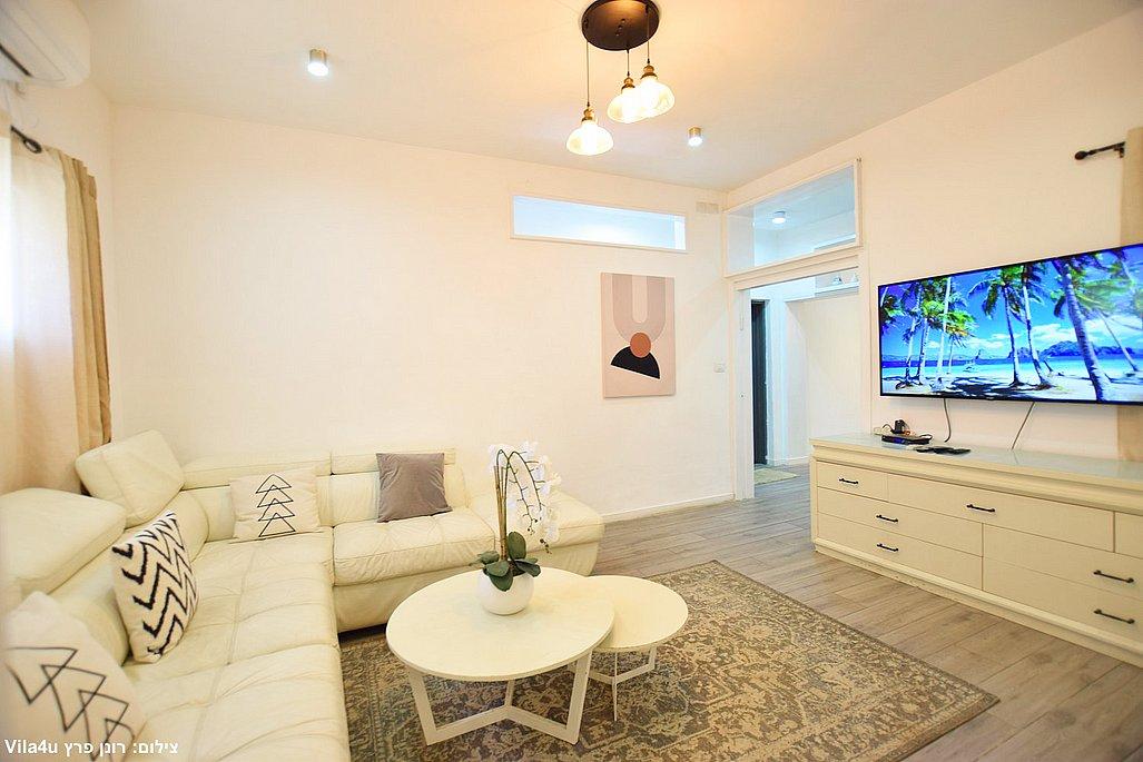 215296 פנים הוילה והחדרים, ויליג' קומפלקס ריזורט, וילה  בניר בנים וילות - Vila