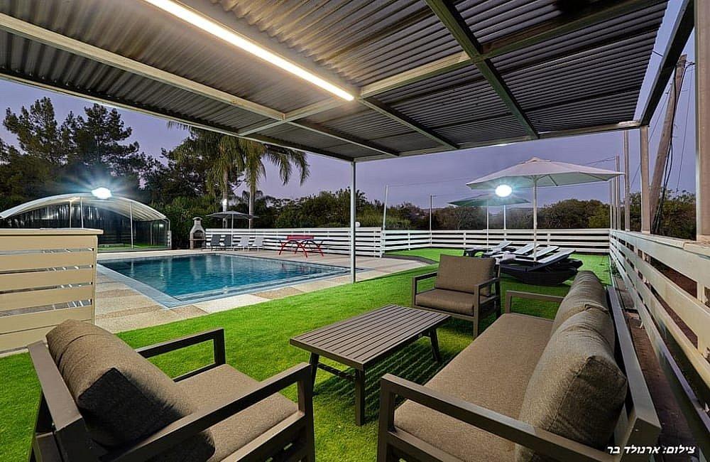 215382 גלריה כללית, וילה אופק, וילה  במנות וילות - Vila