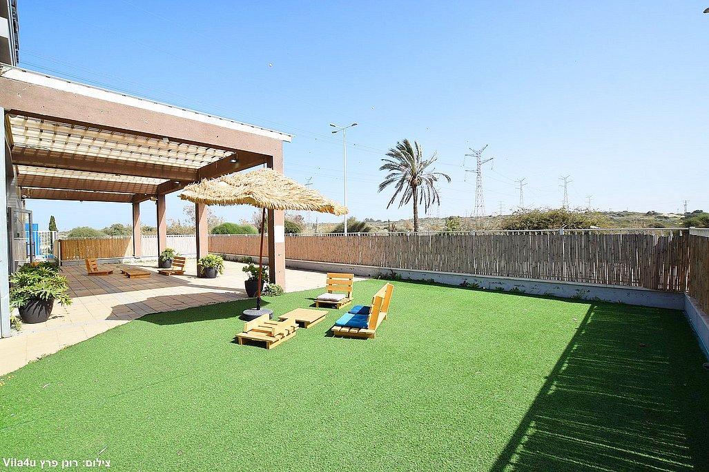 215409 המתחם החיצוני, גולד לופט, וילה  בחדרה וילות - Vila