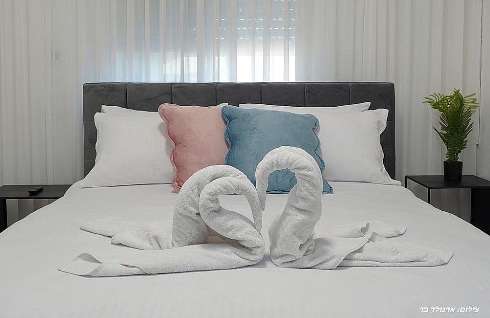 215480 גלרית פנים, וילה אופק, וילה  במנות וילות - Vila