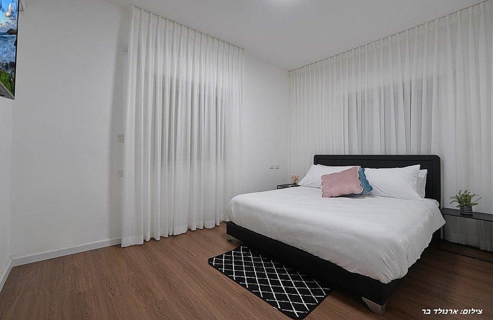 215482 גלרית פנים, וילה אופק, וילה  במנות וילות - Vila