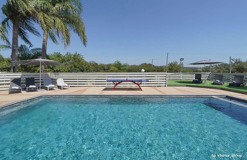 215535 גלרית חוץ, וילה אופק, וילה  במנות וילות - Vila