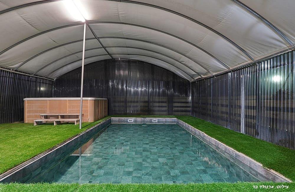 215536 גלרית חוץ, וילה אופק, וילה  במנות וילות - Vila