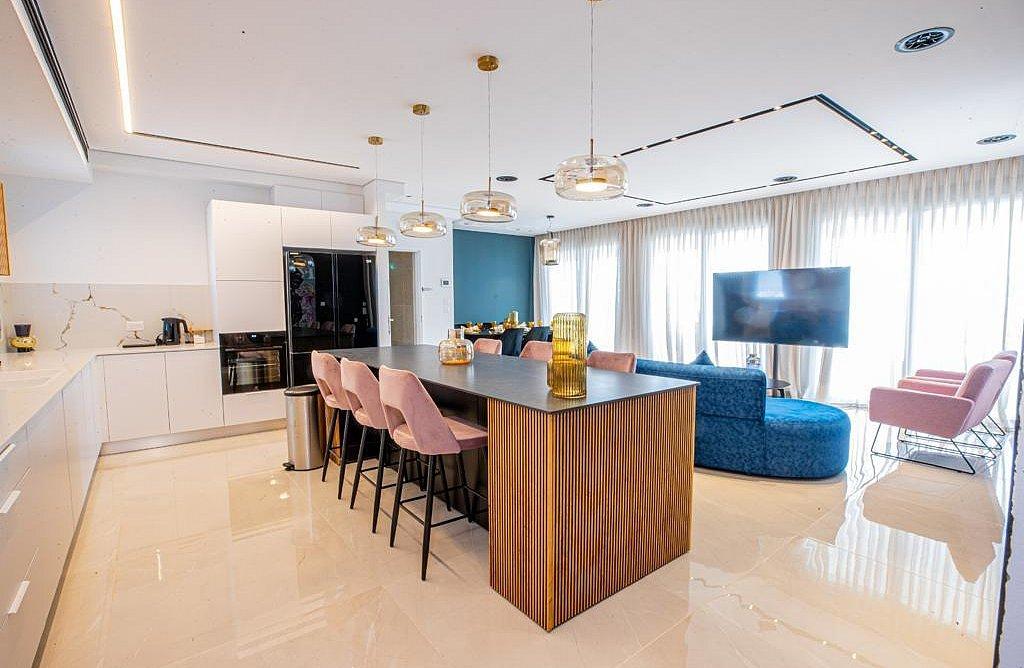 216316 גלרית פנים, פנטהאוז יורו מרינה, וילה  באשקלון וילות - Vila