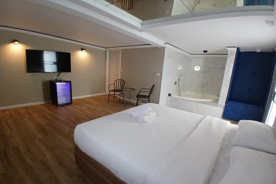 217113 יחידות אירוח עם ג'קוזי, כפר הים, וילה  בנתניה וילות - Vila