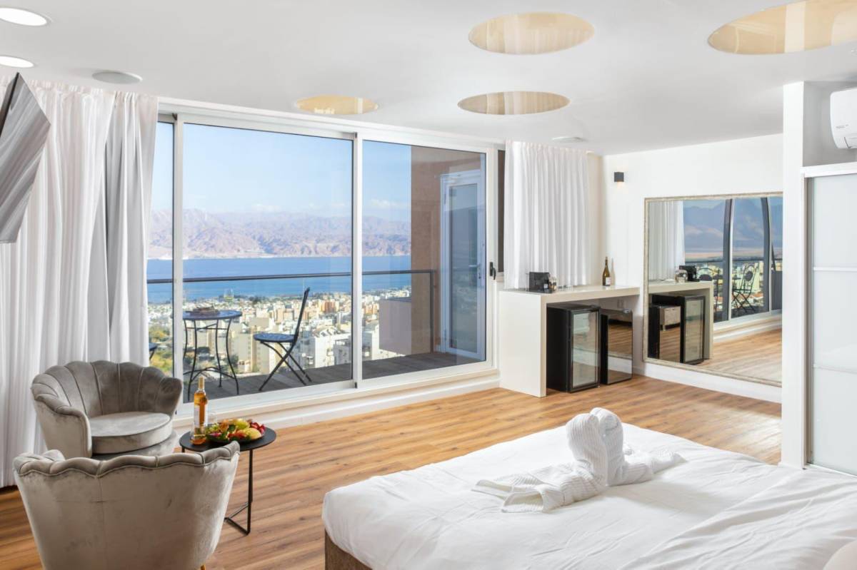 217372 גלרית פנים, נגיעה מהשמיים, וילה  באילת וילות - Vila