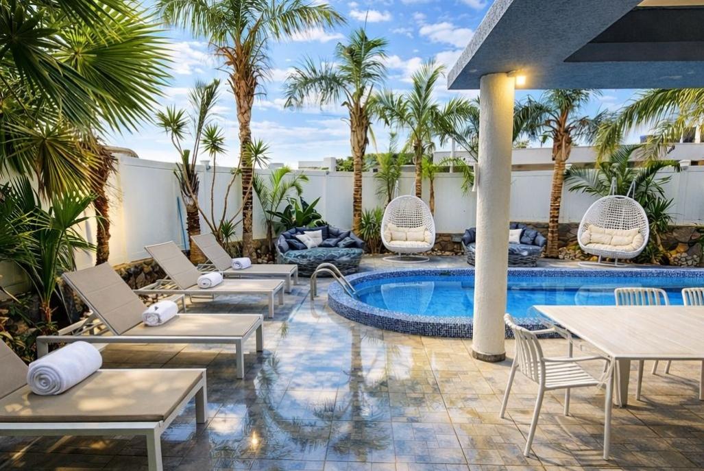 218433 חצר הוילה, וילה תלתן, וילה  באילת וילות - Vila