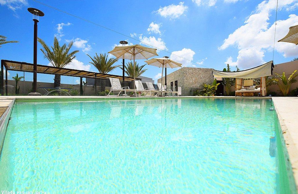 225198 מתחם החצר והבריכה, סהרה ריזורט - Sahara resort, וילה  בירכא וילות - Vila