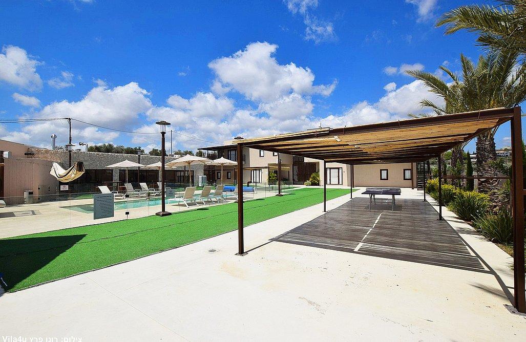225203 מתחם החצר והבריכה, סהרה ריזורט - Sahara resort, וילה  בירכא וילות - Vila