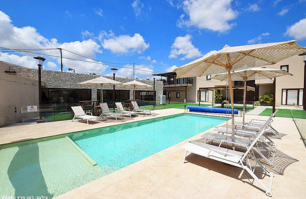 225219 מתחם החצר והבריכה, סהרה ריזורט - Sahara resort, וילה  בירכא וילות - Vila