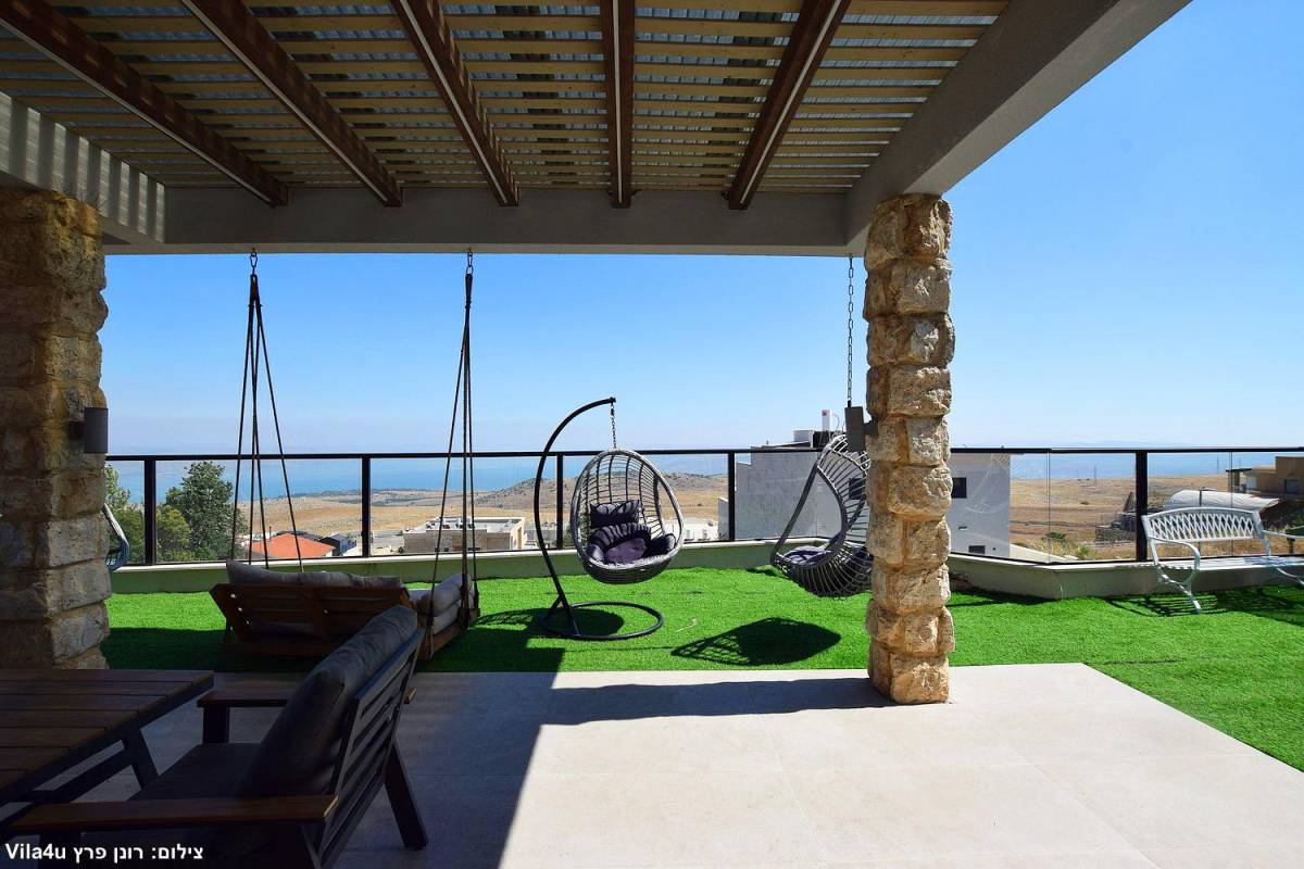 225809 המתחם החיצוני, וילה נוף כנרת - Villa Nofe Kinneret, וילה  בנוף כנרת וילות - Vila