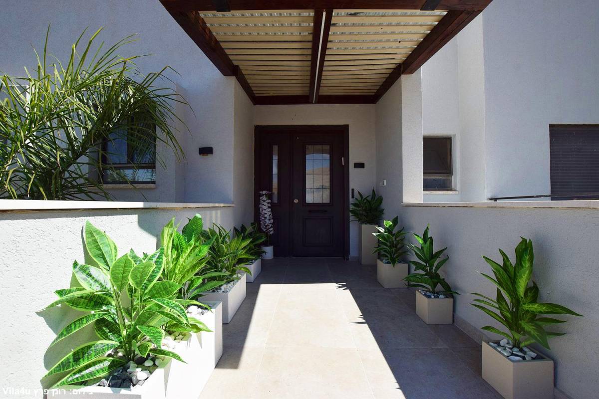 225810 המתחם החיצוני, וילה נוף כנרת - Villa Nofe Kinneret, וילה  בנוף כנרת וילות - Vila