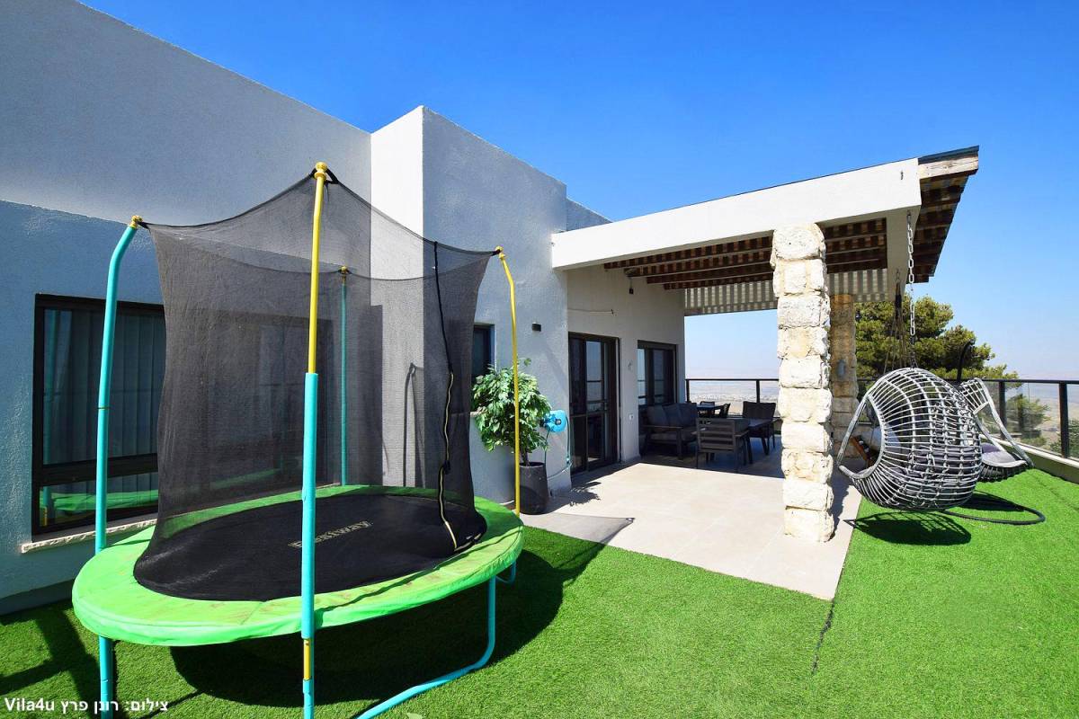 225825 המתחם החיצוני, וילה נוף כנרת - Villa Nofe Kinneret, וילה  בנוף כנרת וילות - Vila