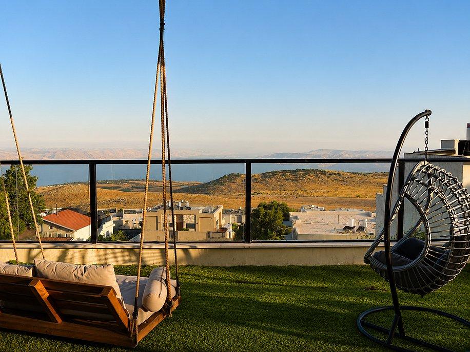 226477 המתחם החיצוני, וילה נוף כנרת - Villa Nofe Kinneret, וילה  בנוף כנרת וילות - Vila