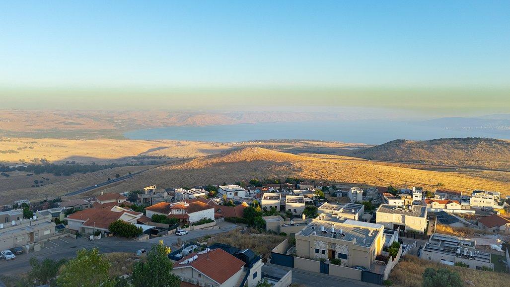 226481 המתחם החיצוני, וילה נוף כנרת - Villa Nofe Kinneret, וילה  בנוף כנרת וילות - Vila
